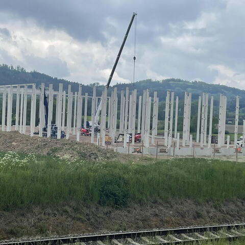 Výstavba skladových hal společnosti Dibaq a.s. v Helvíkovicích u Žamberka